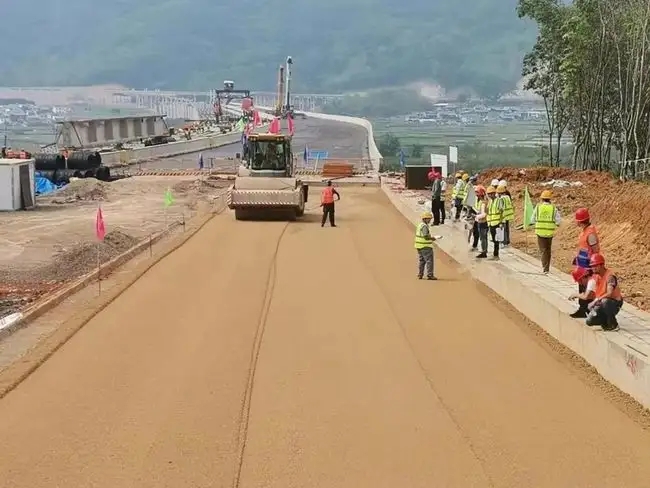 果洛路基工程